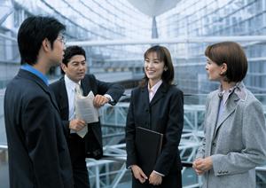 かわいい洋服はレディース通販で探しませんか